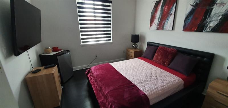Modern 1 *